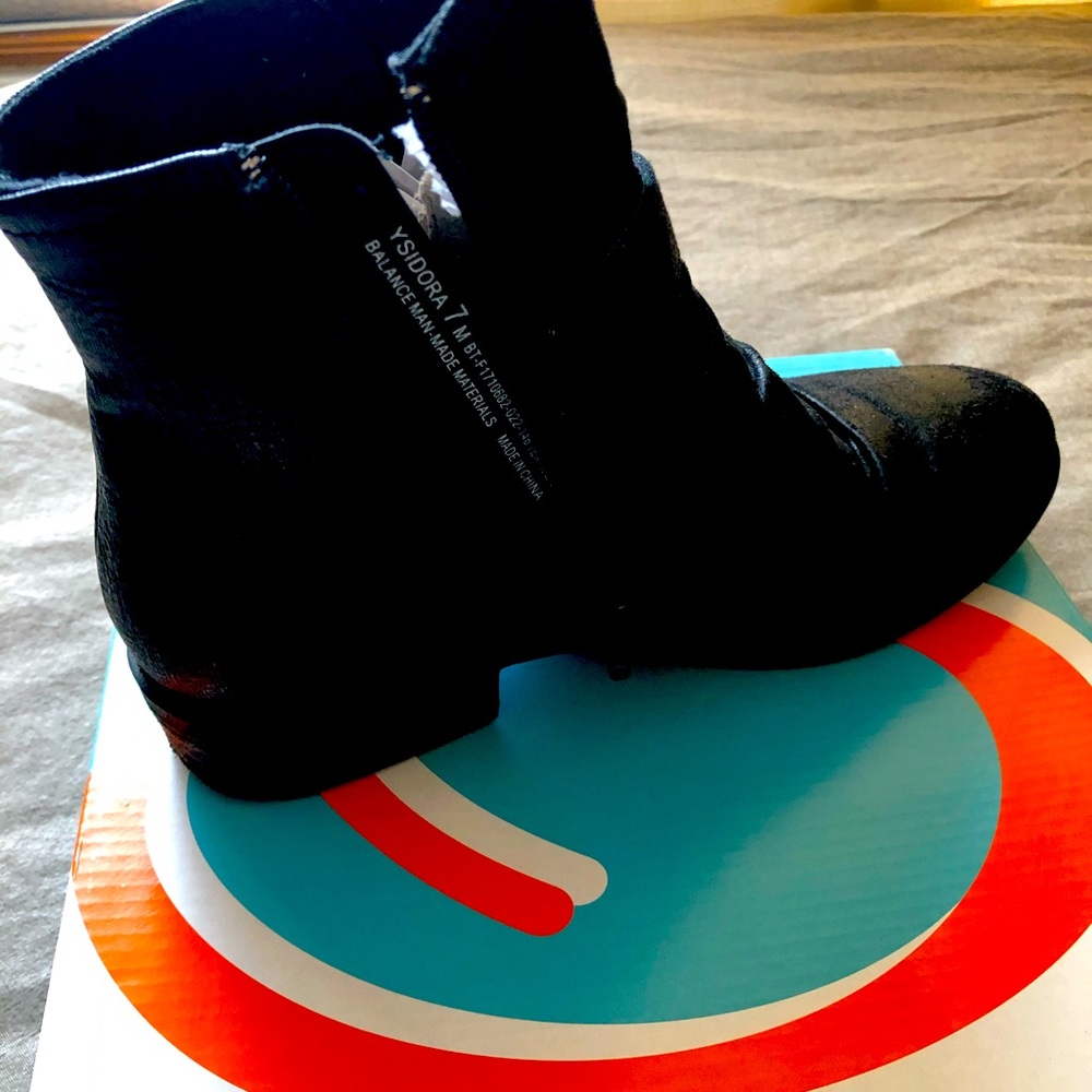 Booties good condition
